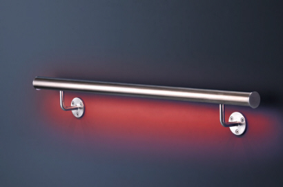 LED Lysdiode-Farve: Rd Led lysdiode-bnd monteret p rustfri gelnderhndliste klar til montering AISI 316 ( ude/inde, udendrs/indendrs, udvendige,indvendige gelndere ) Indbygget lavvolt Diode-LED-lys TrappeGelnder-LED-lys, Sikkerheds-LED-belysning, Indirekte belysning, Lys lige ved hnden ! 