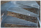 Kvartsving trappe m. trin af stlriste.Varmt galvaniseret