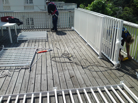 Galvaniseret pulverlakeret tagterrasse gelnder.