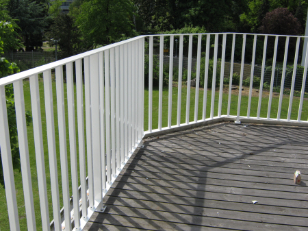 Montering af Galvaniseret pulverlakeret tagterrasse gelnder