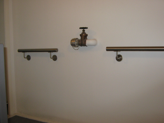 Crosinox Trappegel�nder, r�kv�rk: H�ndlister i rustfrit st�l.