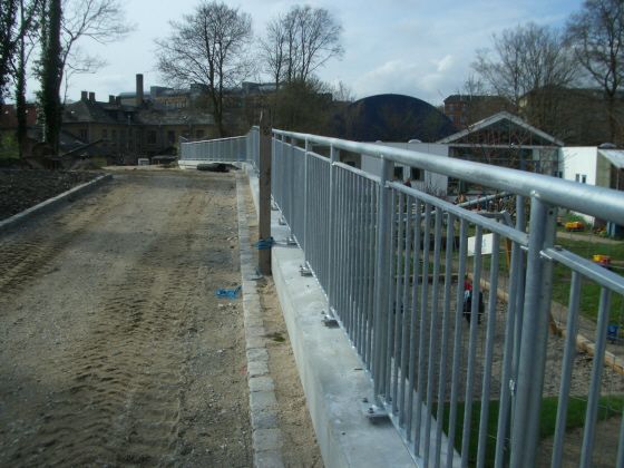 Montering af Varmt Galvaniseret Stlrr gelnder,rkvrk, vrn sektioner af 12mm stl stnger.