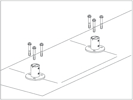 Opmling for gelnder balustre placering: Under opmling er det vigtigt at gulvflangerne flger en ret linie, og afstand til kant er precis. Gulvflanger monteres p linie og skrues fast i underlaget. Spndes frst helt efter afretning. Til trdk/gulv anvendes franske skruer.